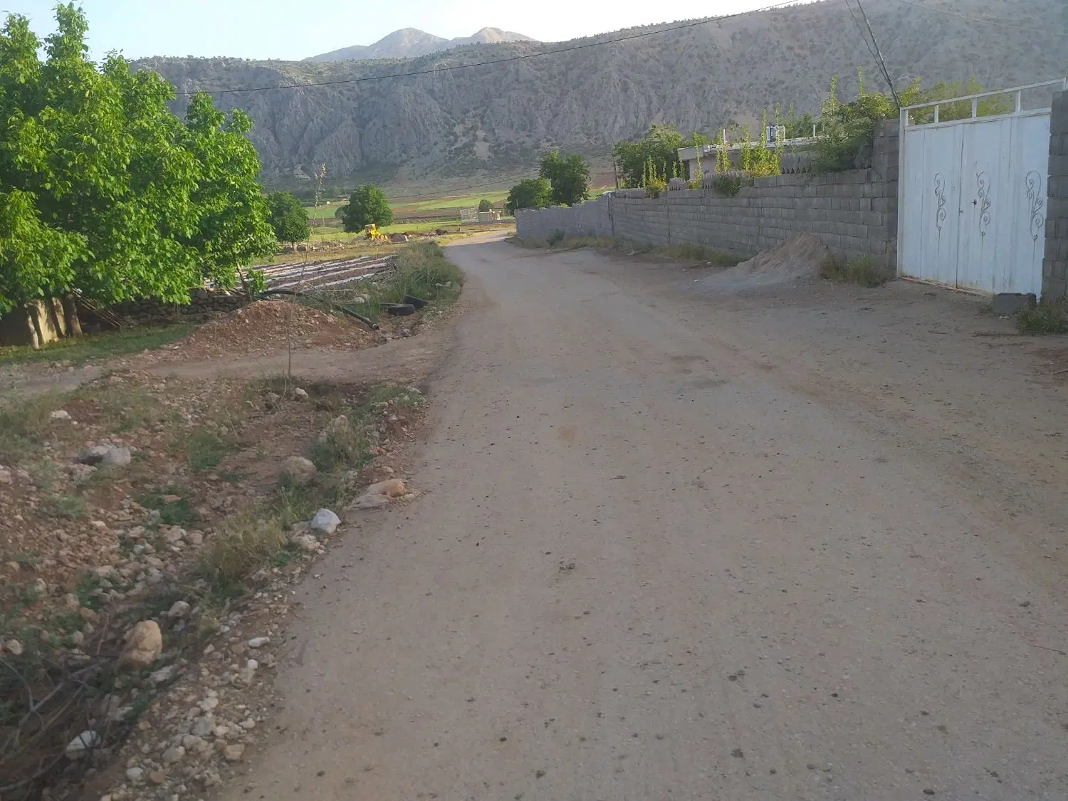 زمین دمکره دشتروم معلم ۸