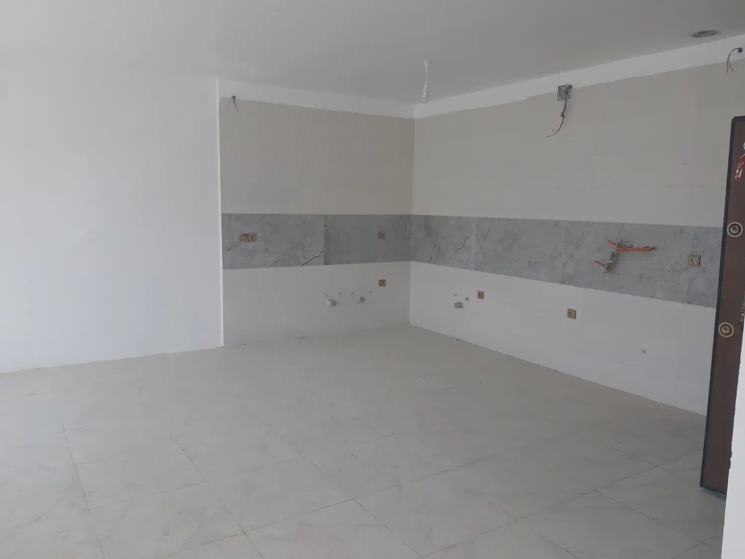 منزل ویلایی ۲ طبقه رکن اباد
