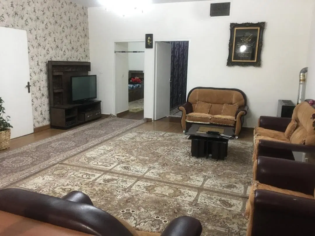 ۹۵ متر طبقه سوم
