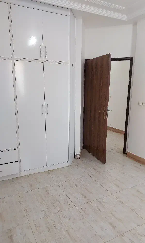 فروش واحد ۱۱۰ متری فول امکانات