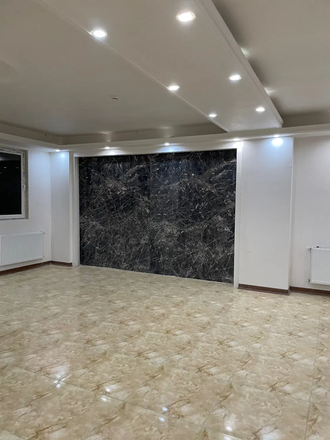 120متری نوساز*۲خواب*فول امکانات