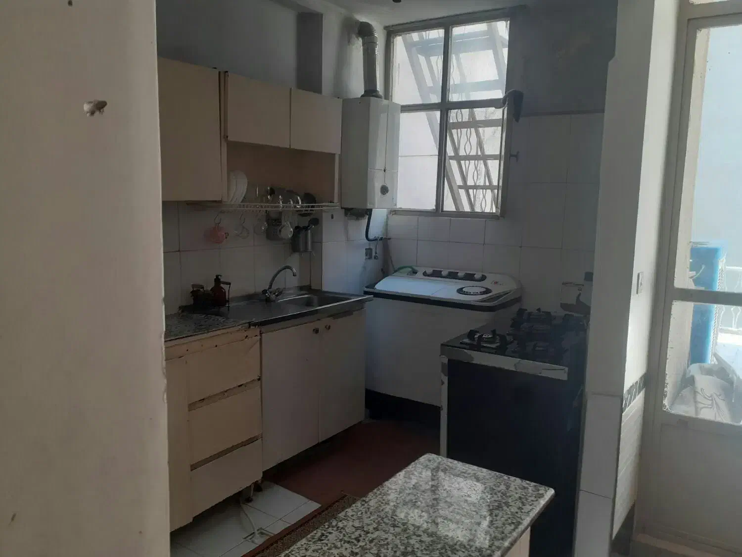 اجاره خانه مسکونی واقع درمشیریه