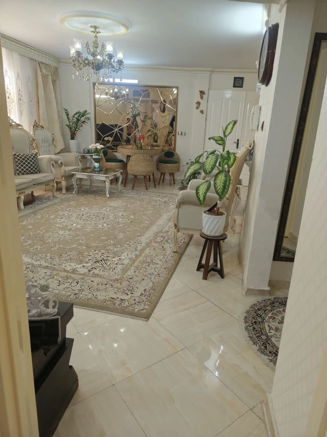 فروش آپارتمان در هشت ضلعی در بلوار عدالت