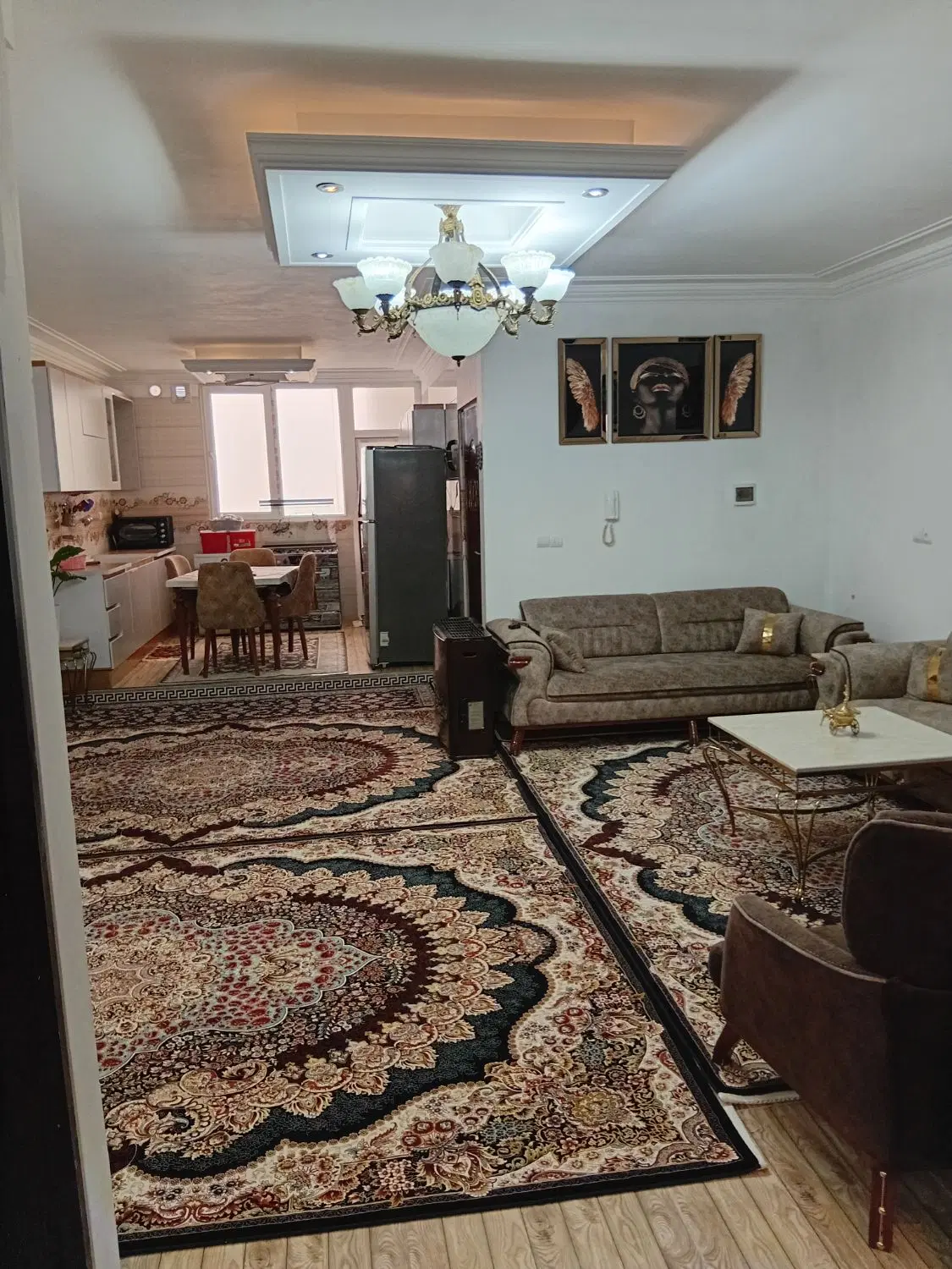 تک واحدی فروشی.