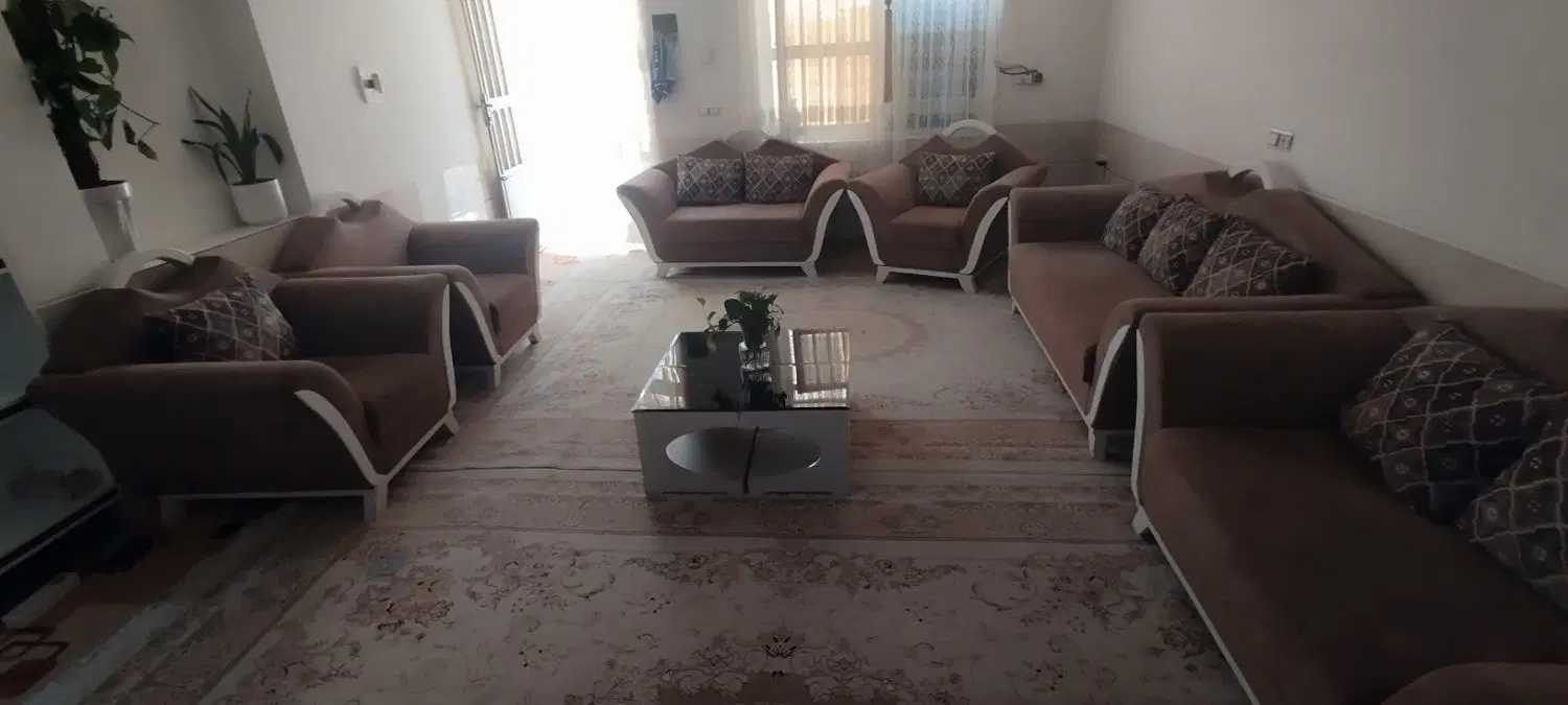 منزل دوخوابه طبقه همکف