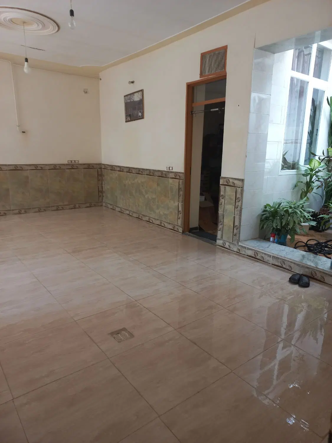 فروش خانه ویلایی قصرشیرین