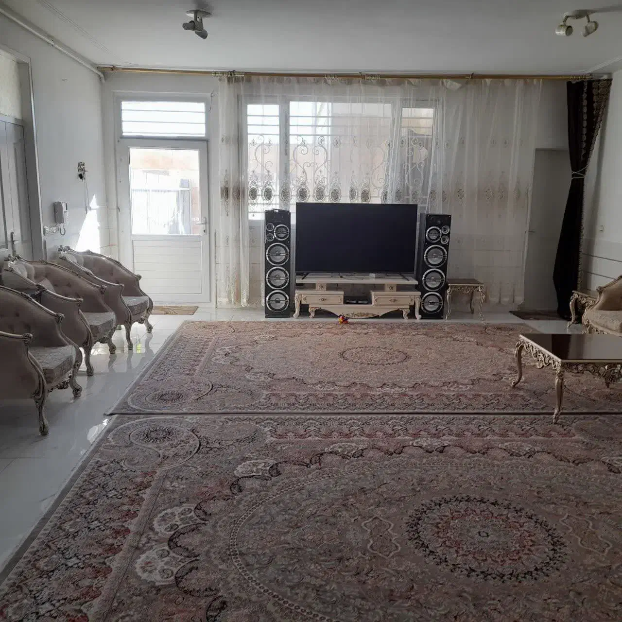 ویلایی ۱۳۵ متری خیابان رسالت