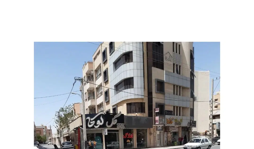 دفتر کار ۵۰متری خیابان همدانیان جنوبی طبقه‌ ۳