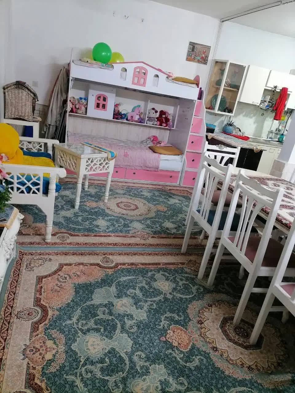 باسلام خانه ای شخصی وبا نور گیری بالا