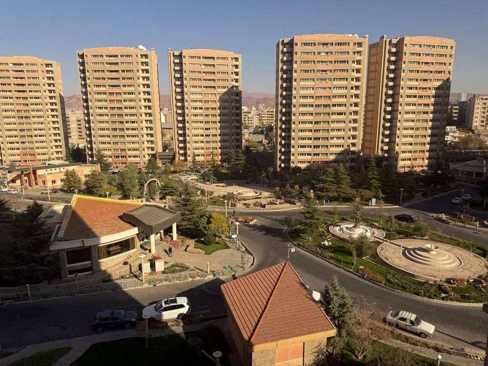 یک واحد آپارتمان۱۱۴ متری لوکس در برج آسمان