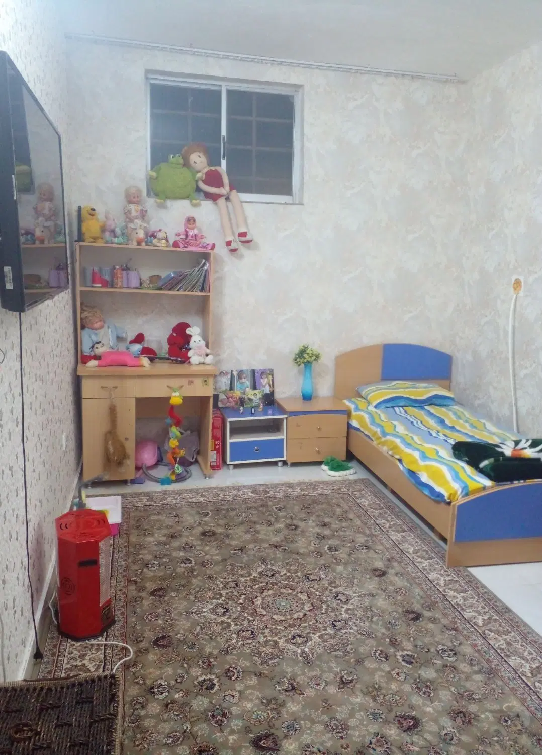 یک عدد خانه به رهن‌واجاره داده میشود