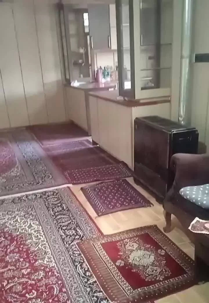 خونه دوطبقه درطالقانی بفروش میرسد