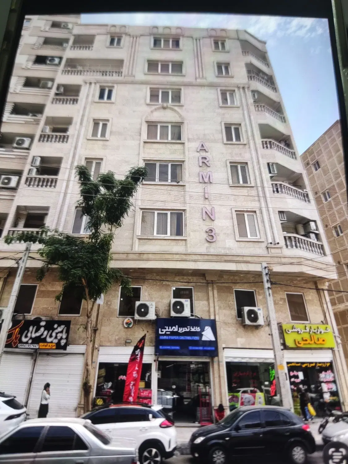 رهن .کامل یک واحد110 متری دو‌خوابه در سید کامل