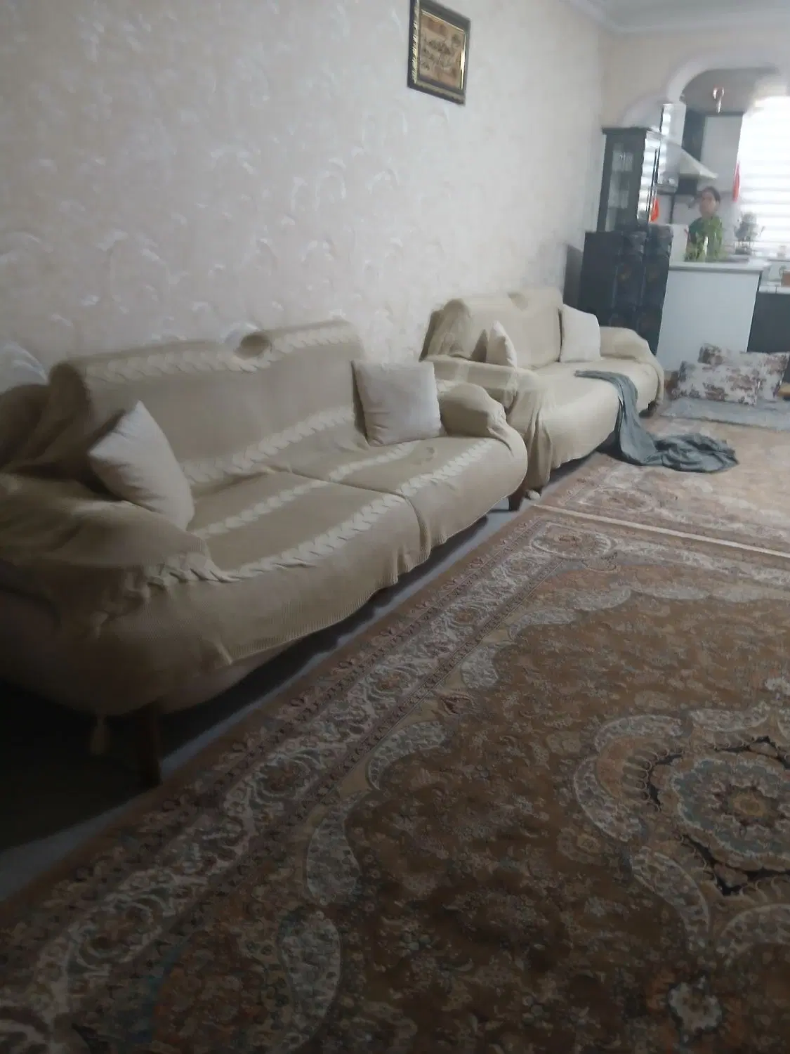 جماران طبقه سوم ۷۰متری رهن کامل