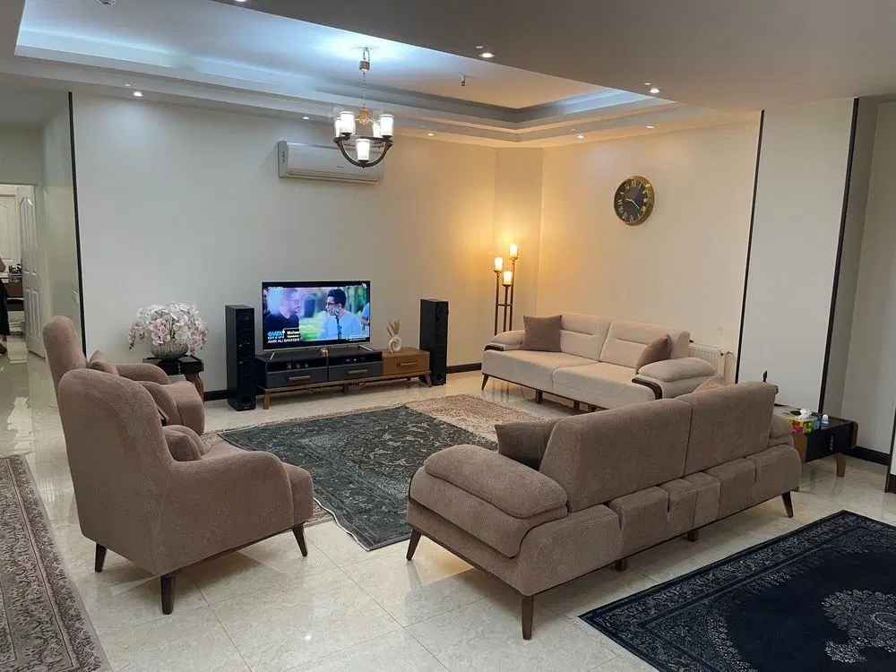واحد ۱۰۳ متری  در برج باغ سیمرغ  تندرستی