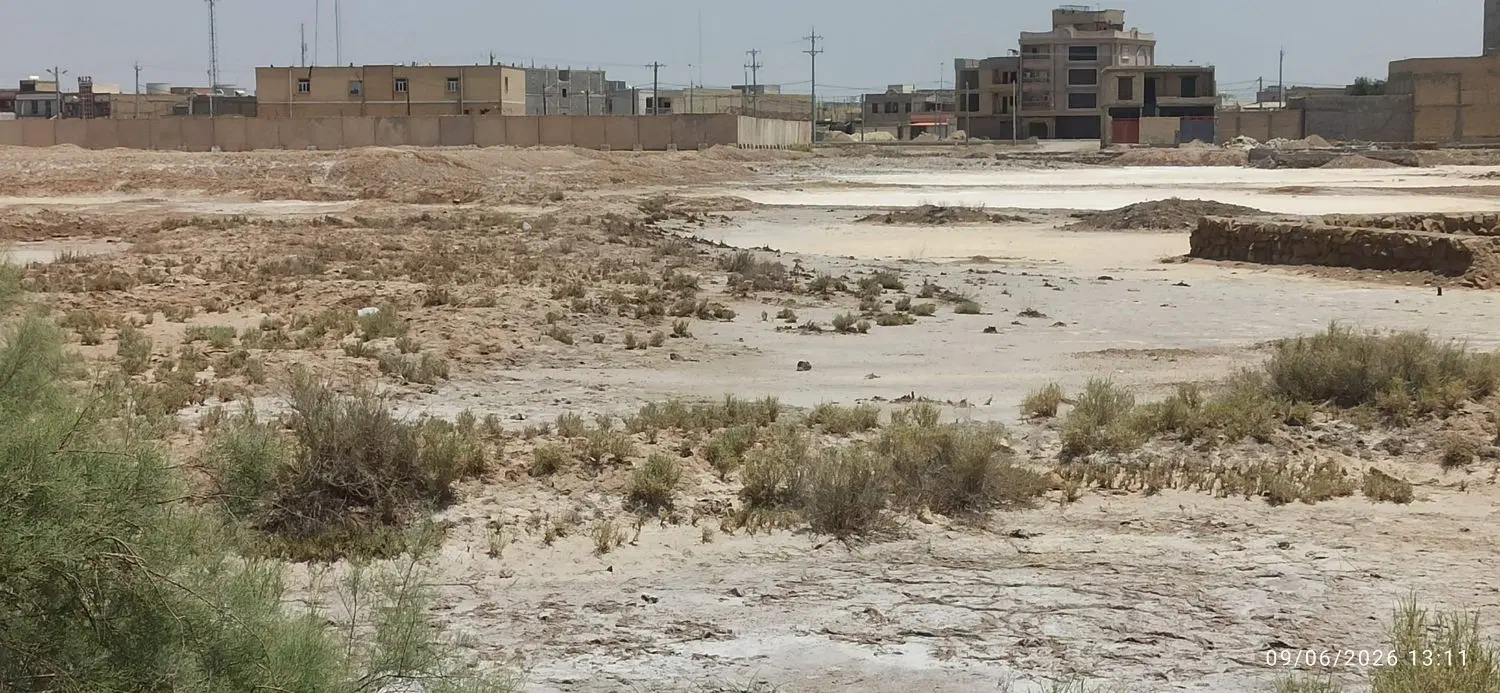 یک قطعه زمین 180متر