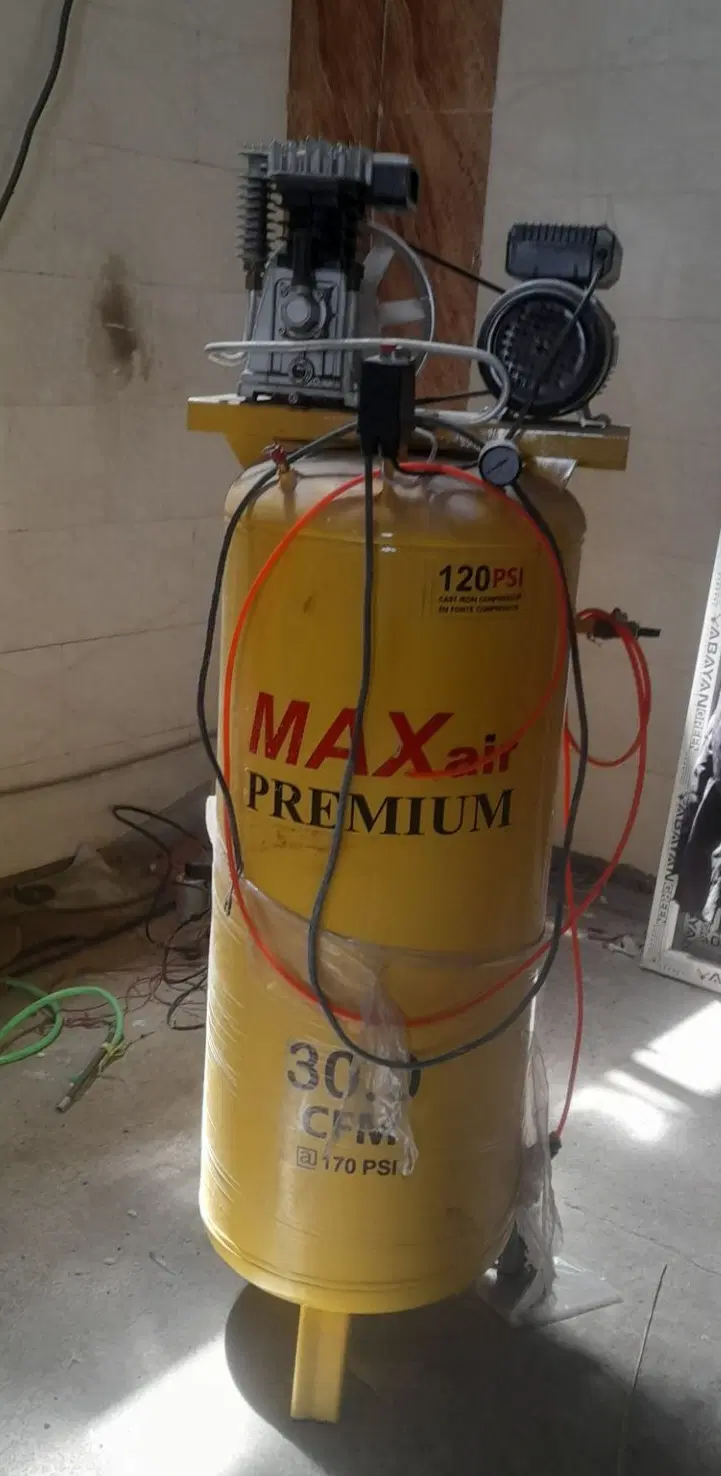 فروش چهاراه بنیاد145متر ۳خواب فول (تحویل برج12)