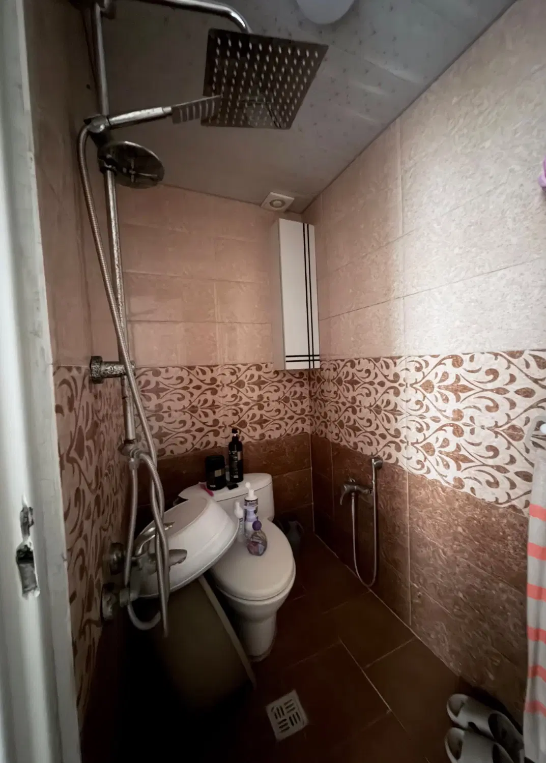 فروش آپارتمان در استادمعین گلسار