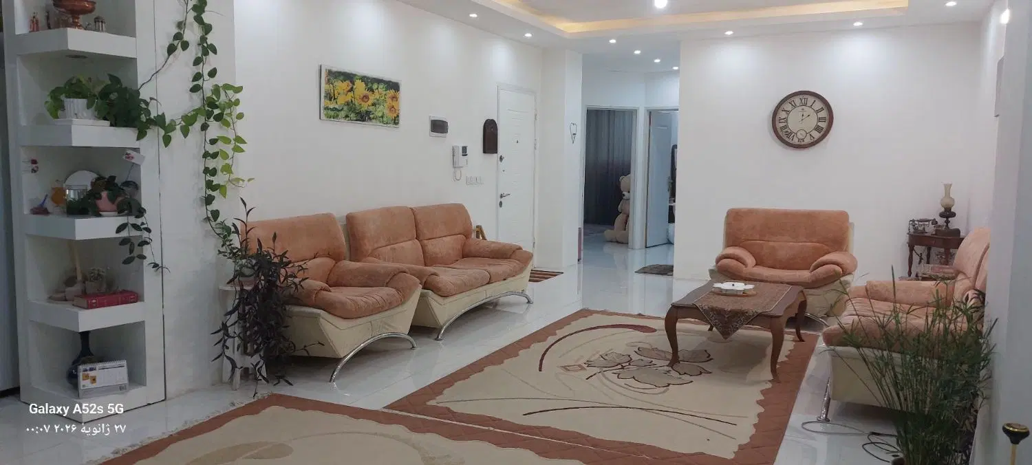 آپارتمان ۱۳۰متری چهارراه استقلال خ ماژانی