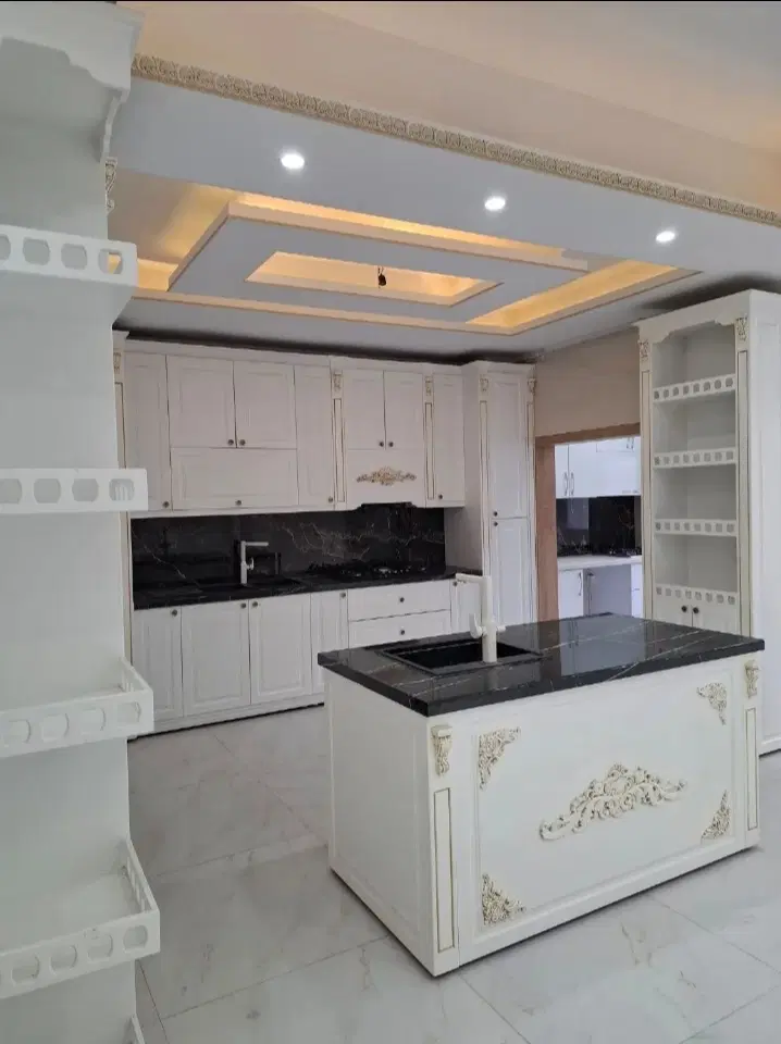 ملاصدرا شمالی ۱۷۰ متر در بنگاه *شهر من*