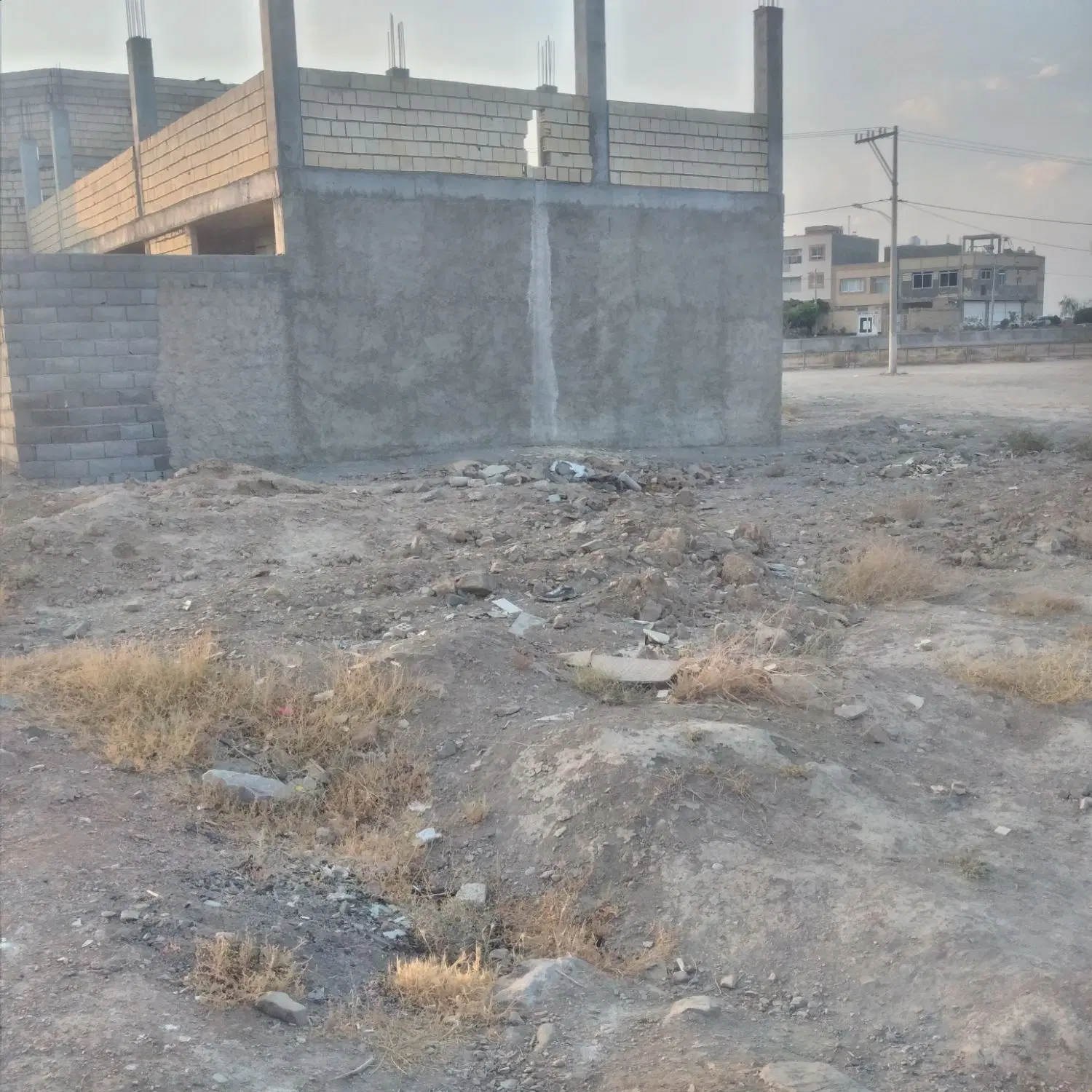 زمین مسکونی