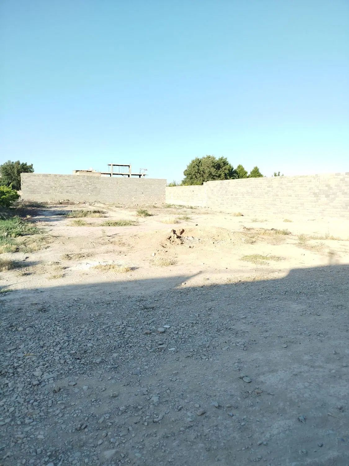 ۷۴۰متر زمین سنددار