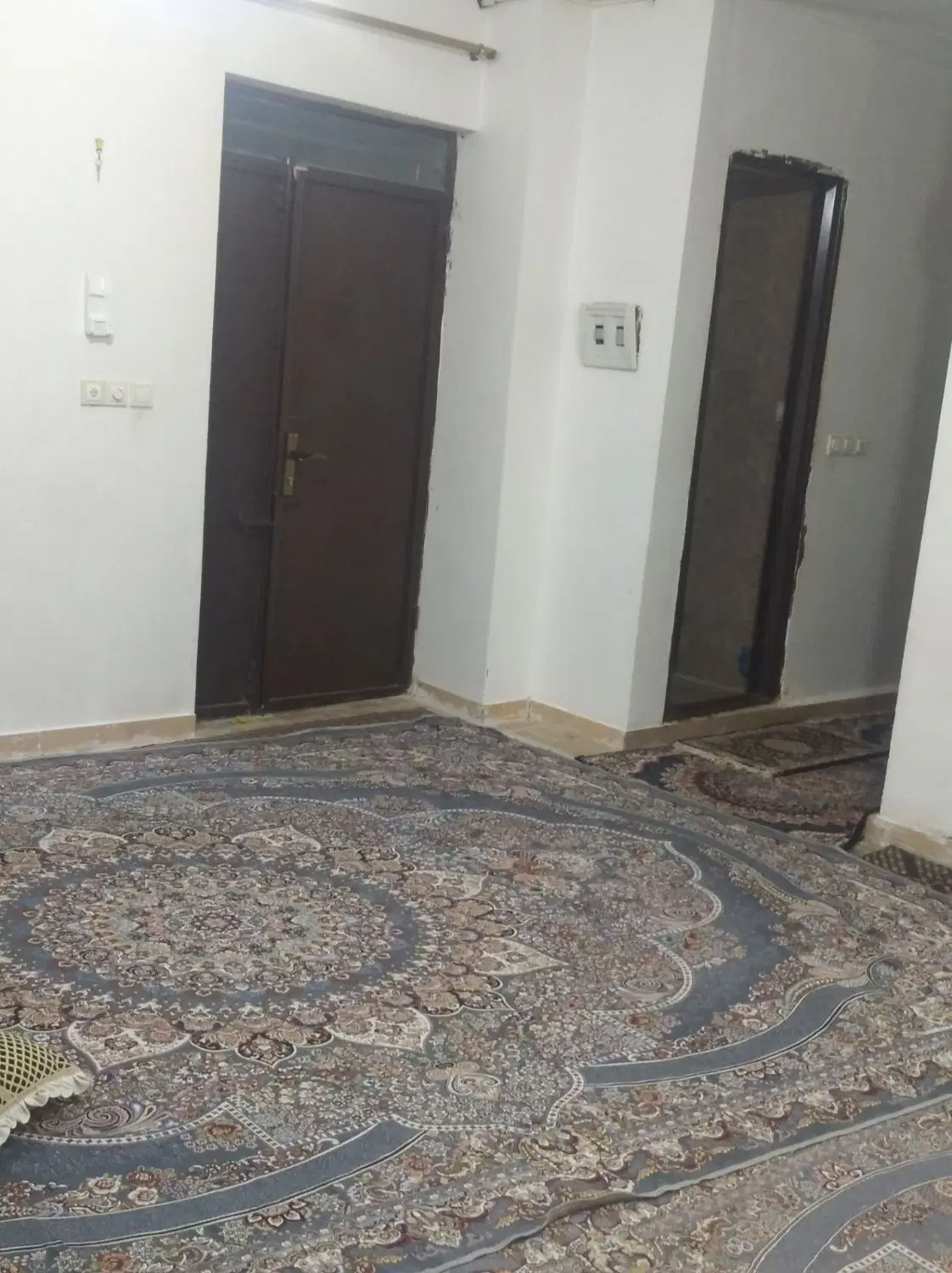 منزل اجاره ای طبقه دوم