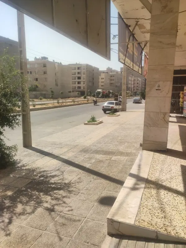 آپارتمان 180 متر تک واحد طبقه اول شمالی جنوبی