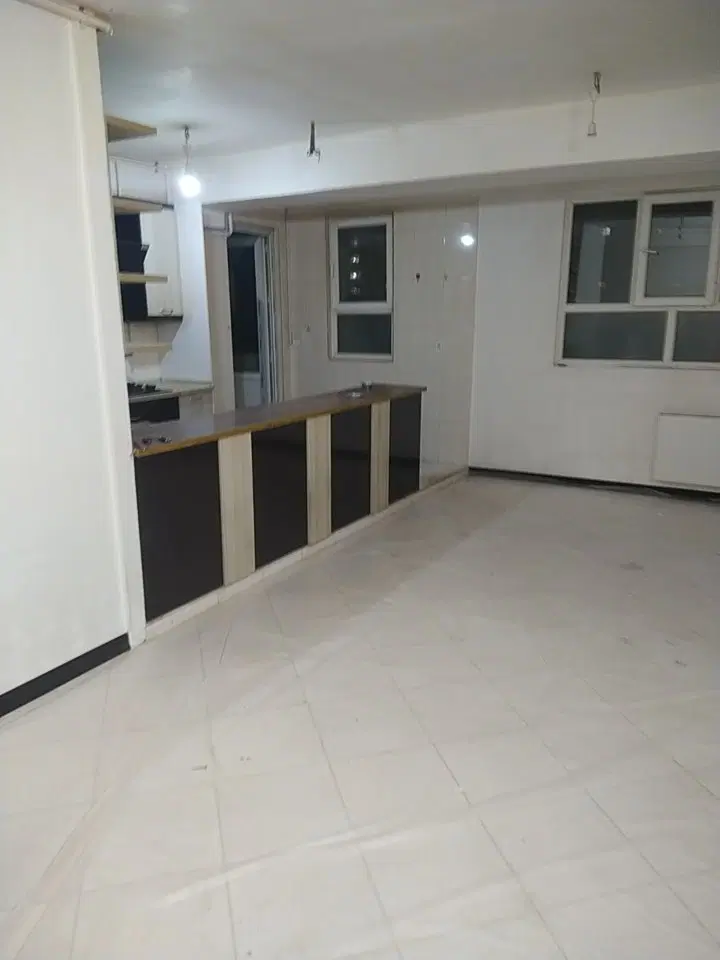 83متری 2خوابه