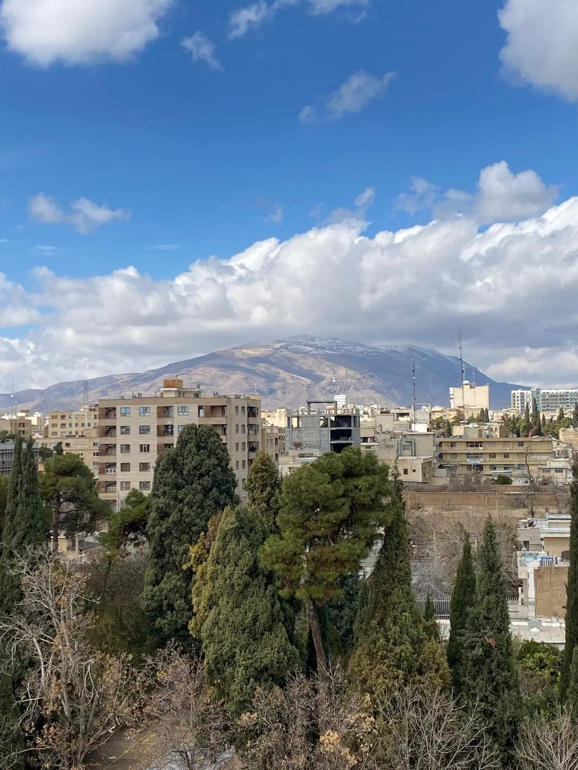 فروش زمین ۱۷۲ متری در فاز ۳ صدرا سند تک‌برگ