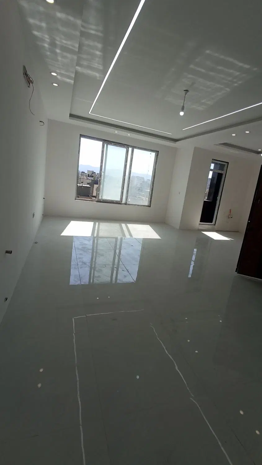 اپارتمان صفر کلید نخورده با پشت بام اختصاصی