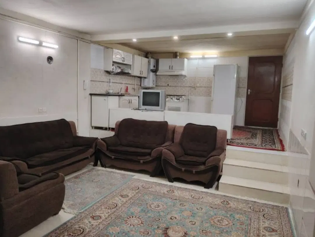 اجاره روزانه هفتگی ماهیانه اتاق یا واحد لوازم کامل