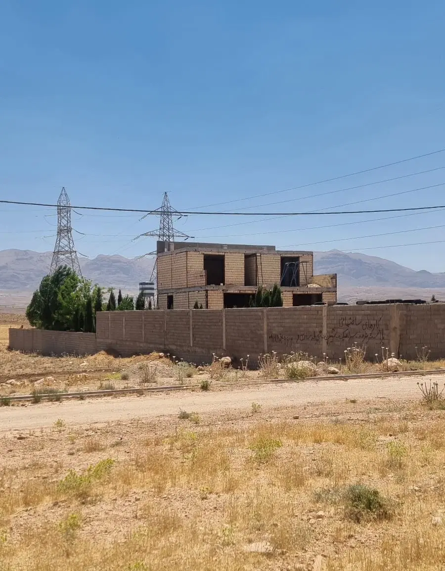 زمین فاز 3 دادگستری صدرا