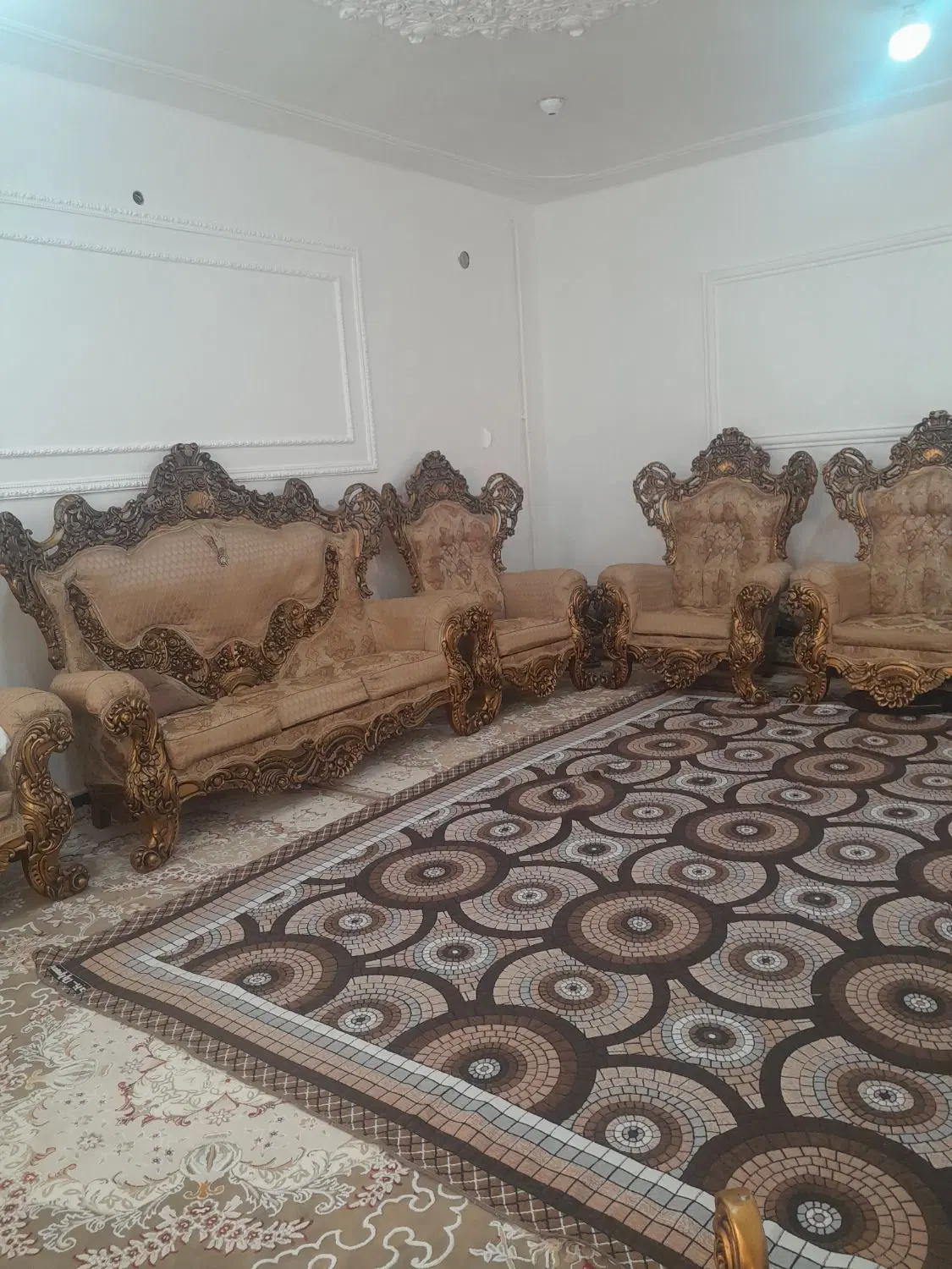 فروش خانه ویلایی بزرگ کوی لور