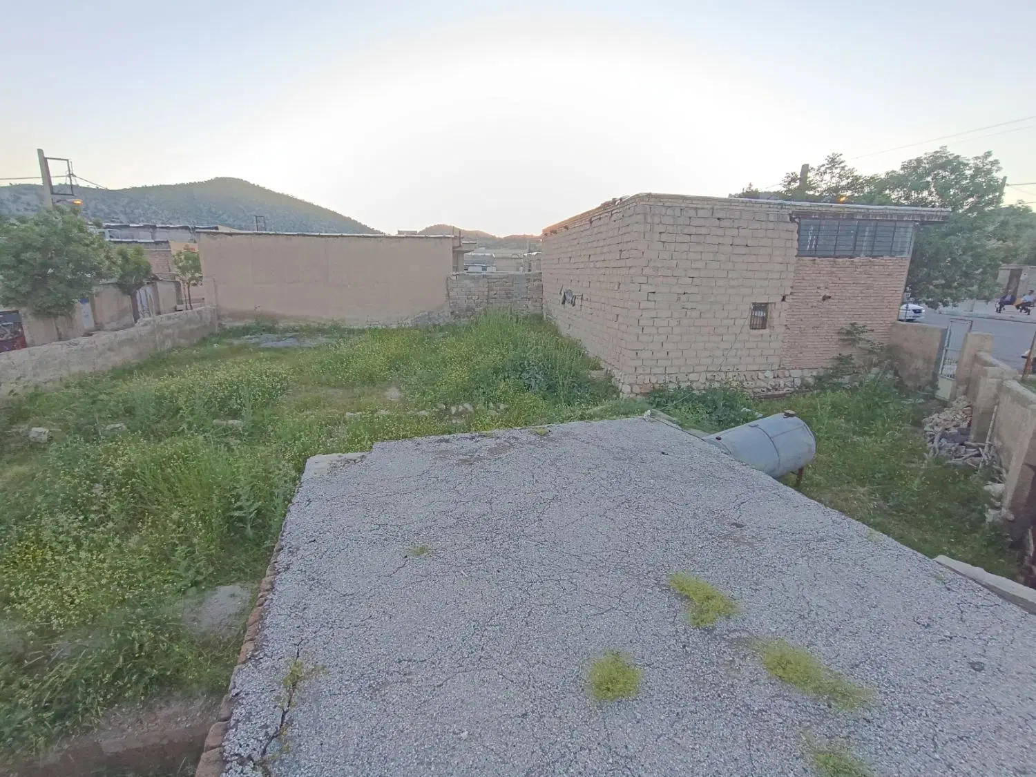 زمین روستای مورت