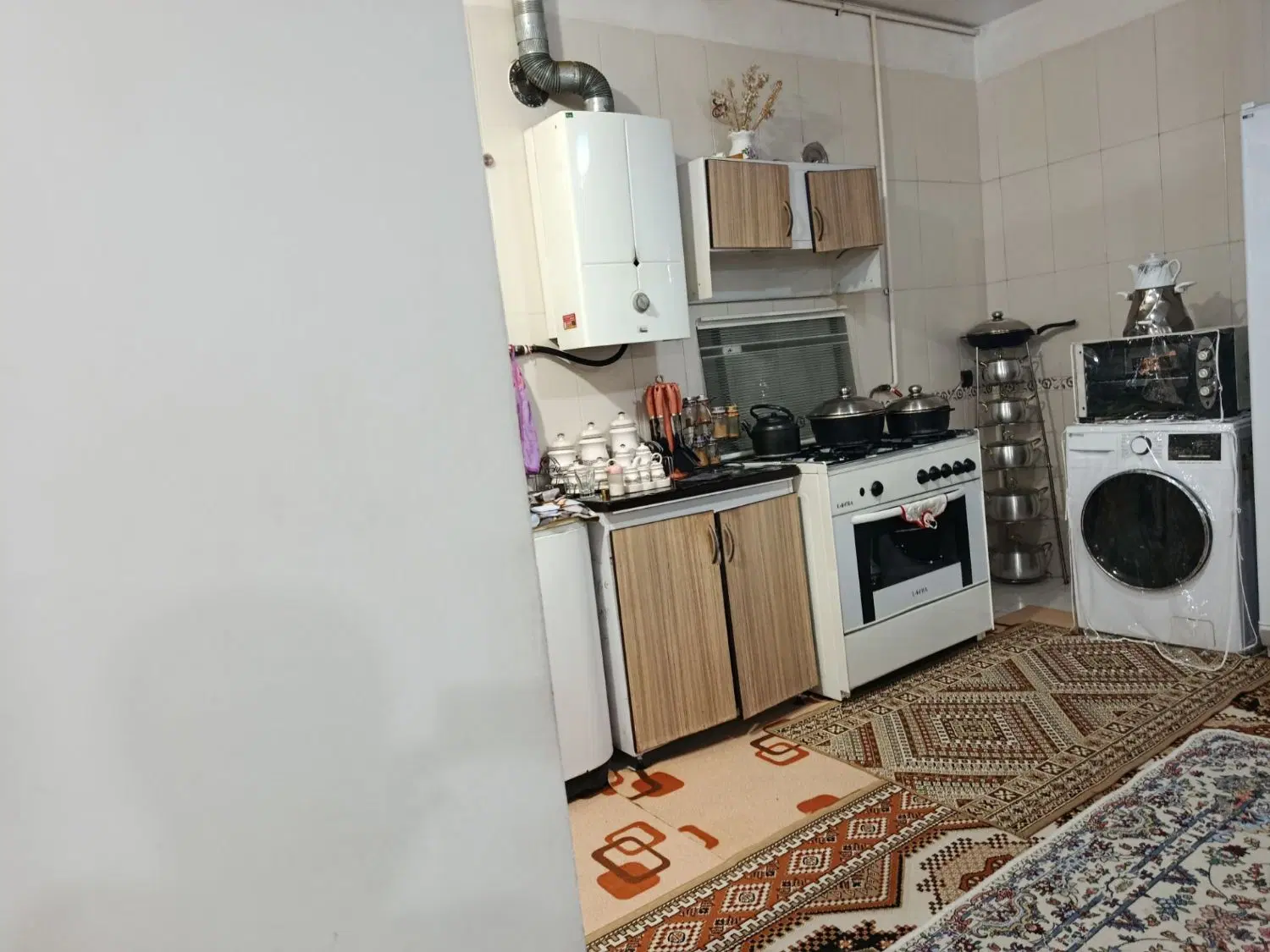 اجاره طبقه یکم ۱۳۰متردوخواب بابک های غربی کوی ارتش