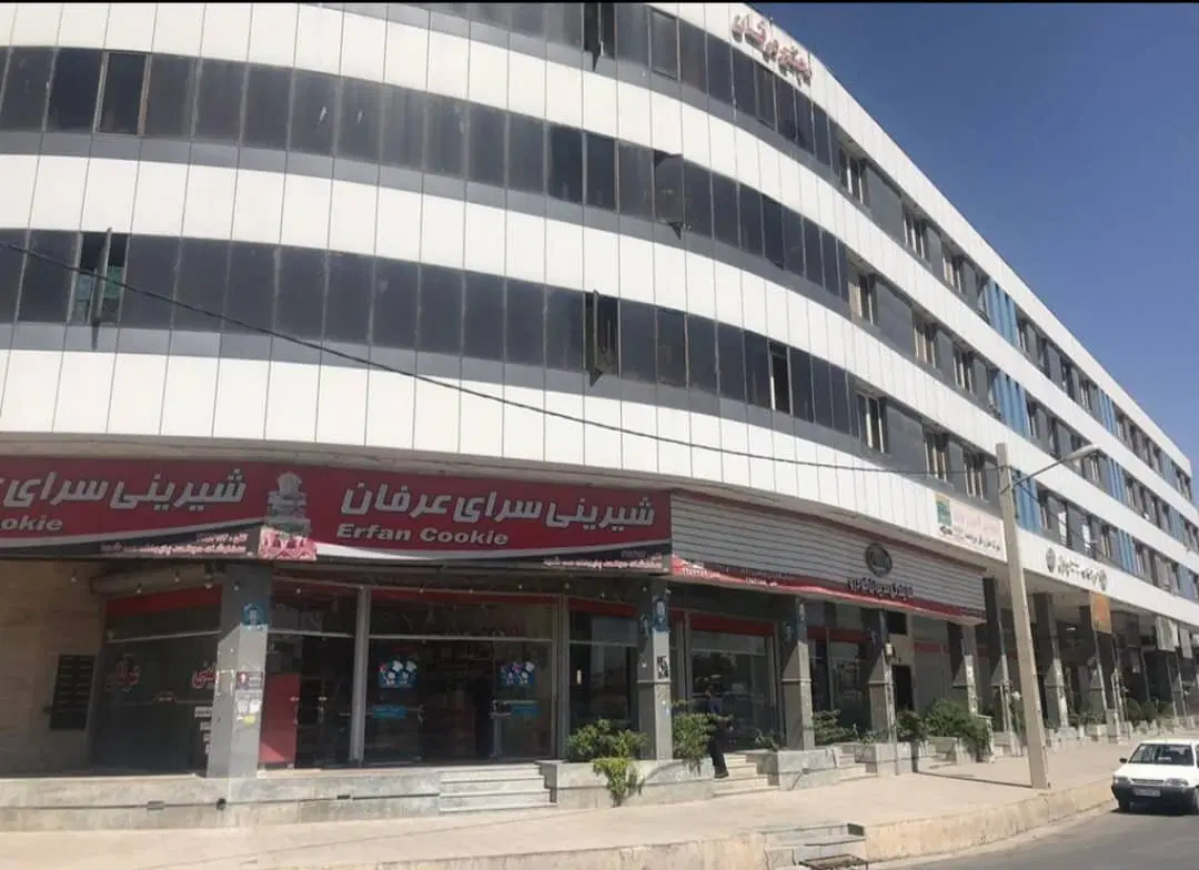 مغازه ۵۳ متری مرودشت