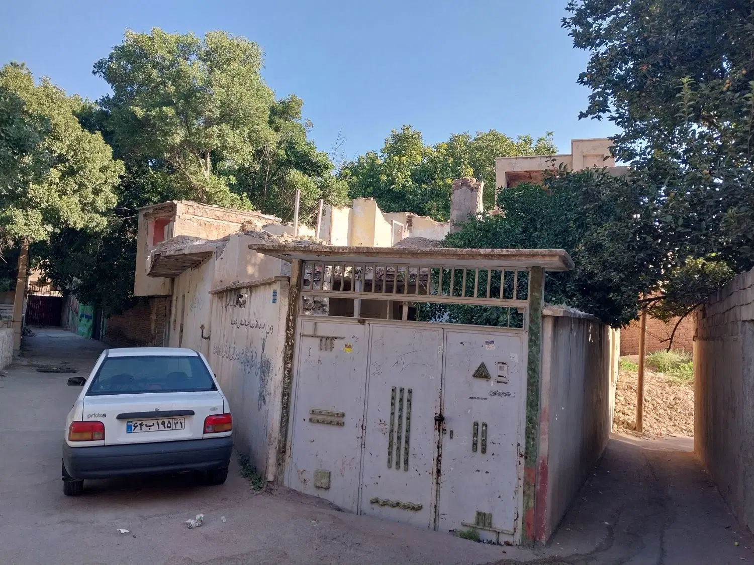 فروش زمین باموقعیت تجاری ومسکونی درمرکزشهر