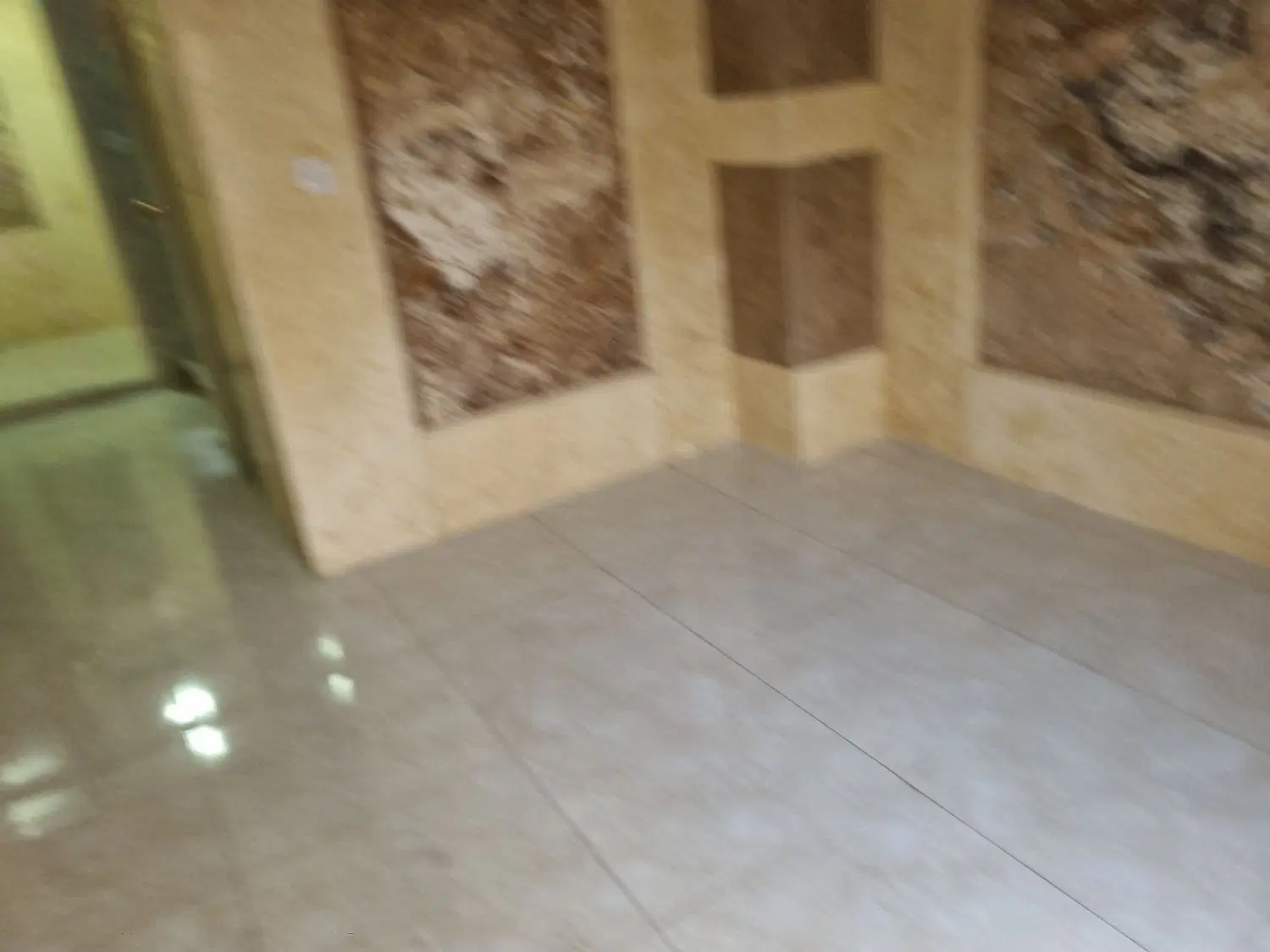 برج نارنج ۸ ،طبقه هفتم ۱۵۷ متر