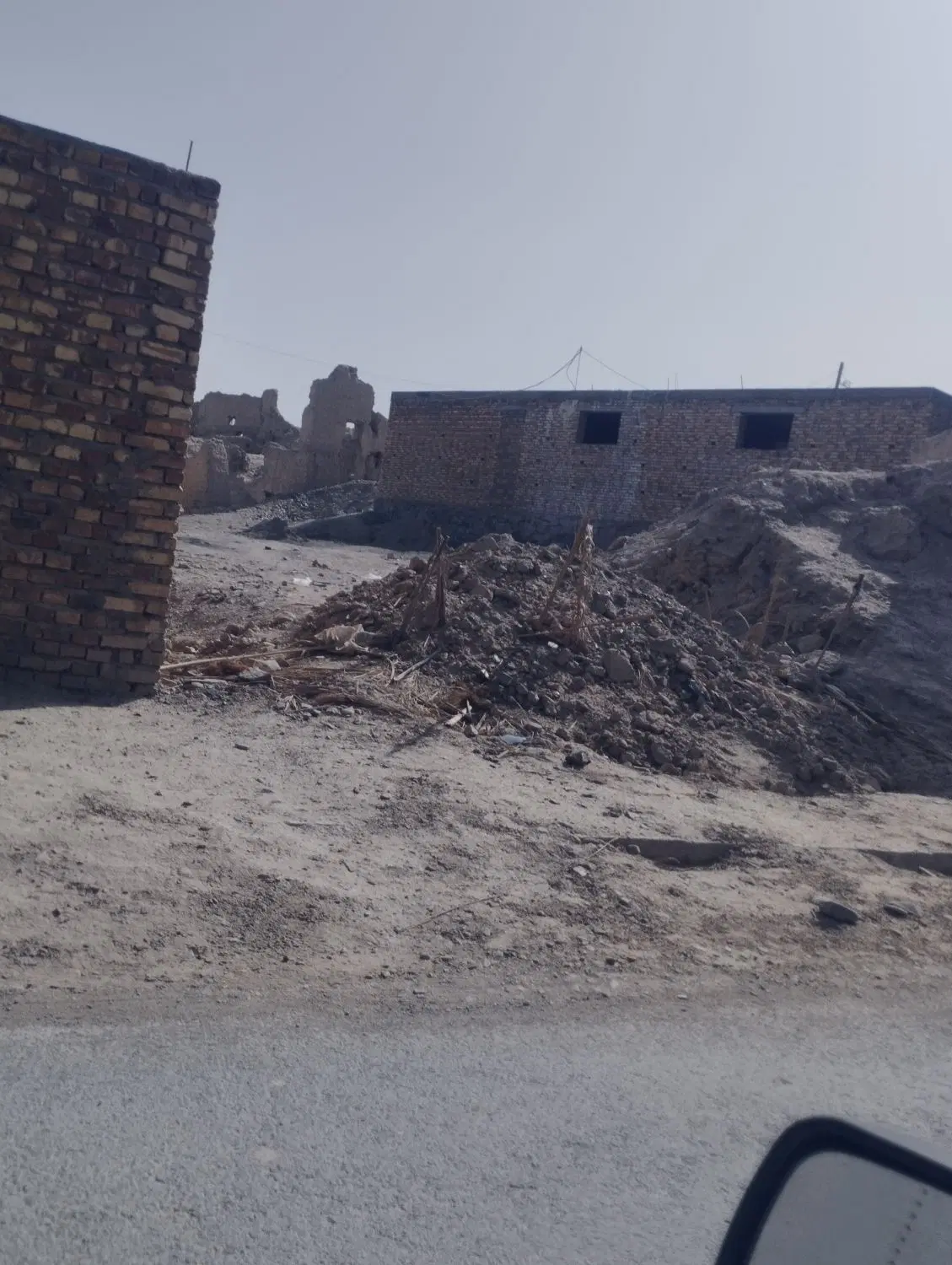 زمین فروشی