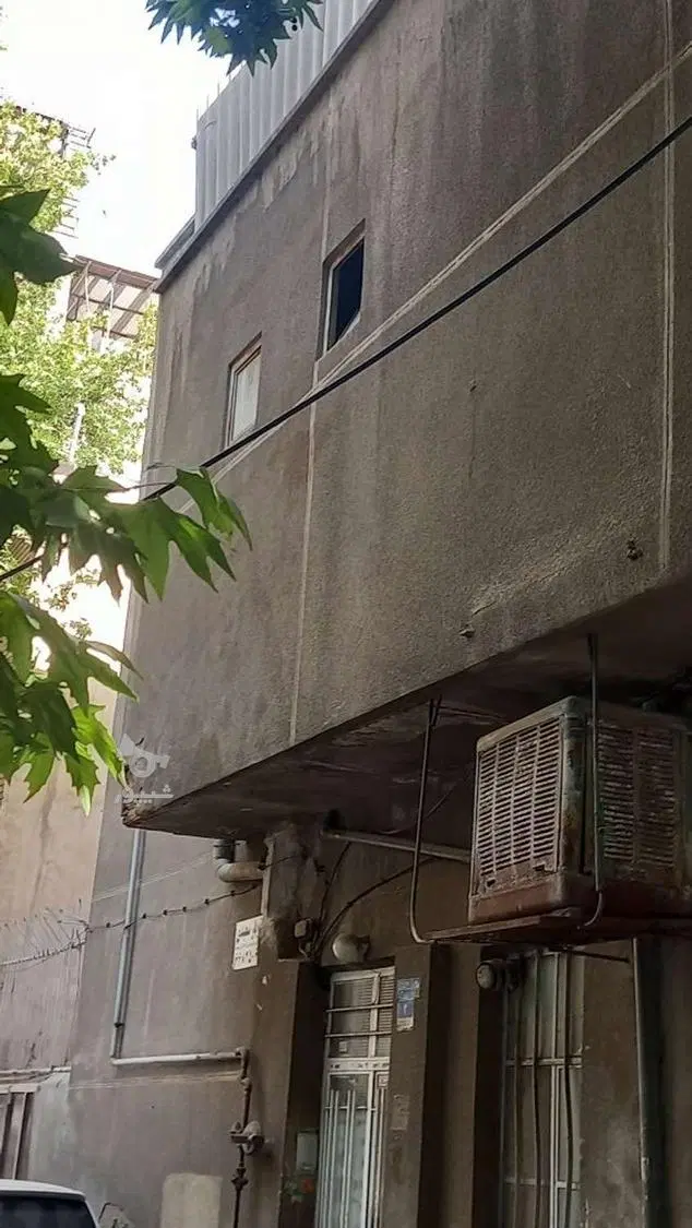 فروش ۳دانگ  دو طبقه ملک کلنگی جنوبی ساز