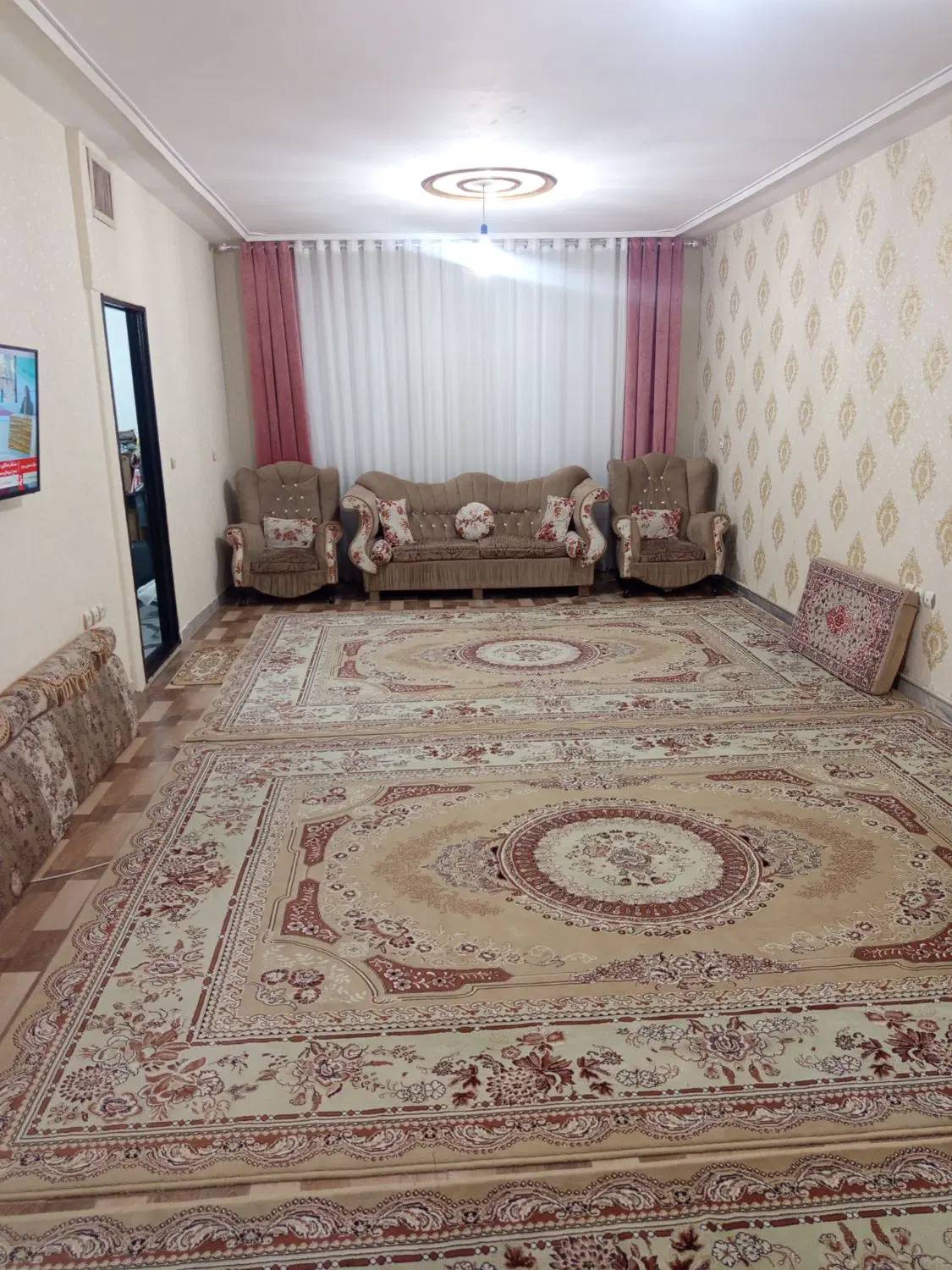 اجاره واحد ۸۵ متری طبقه اول