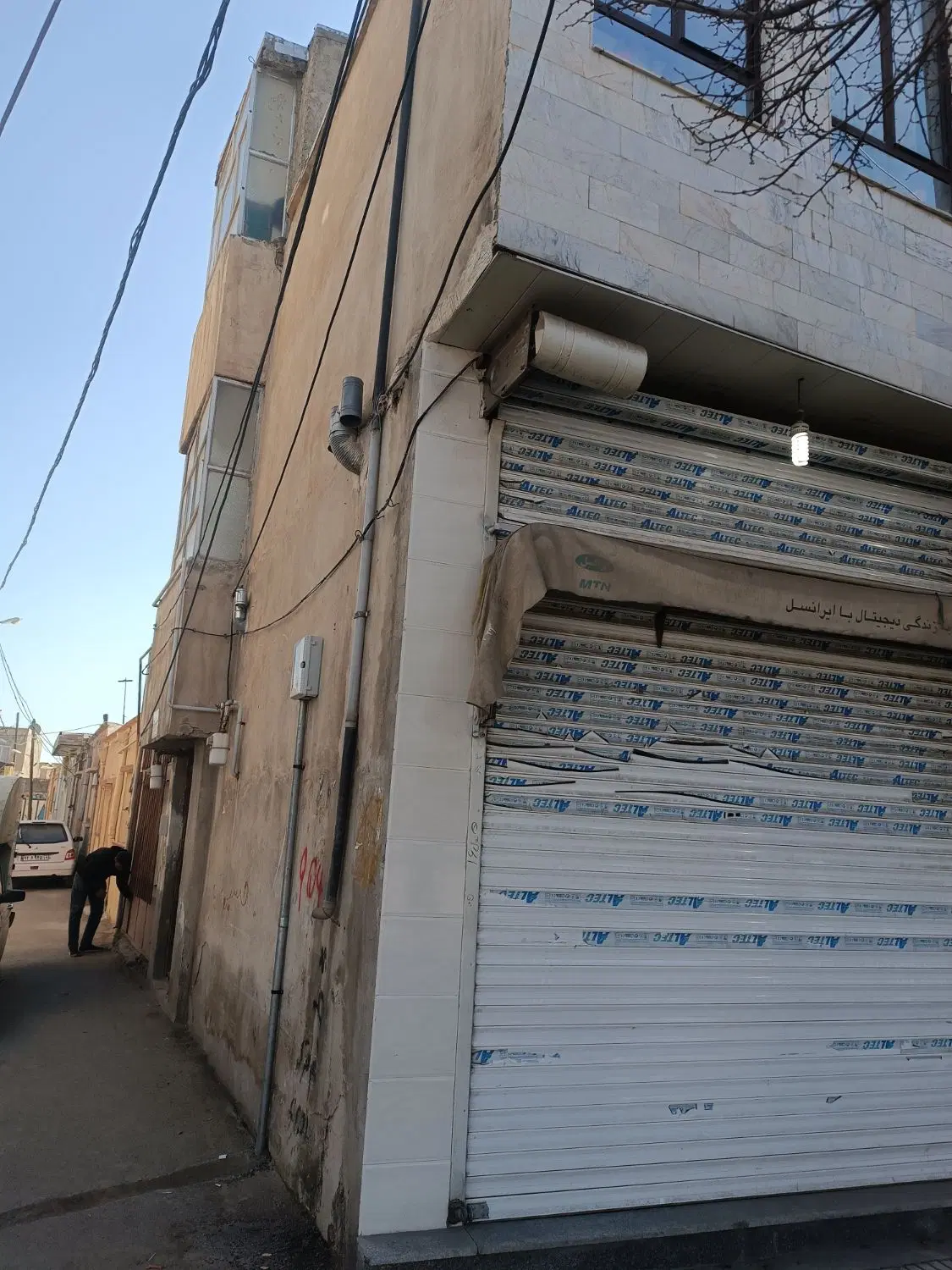 فروش مغازه تجاری در بهترین جای باریکه