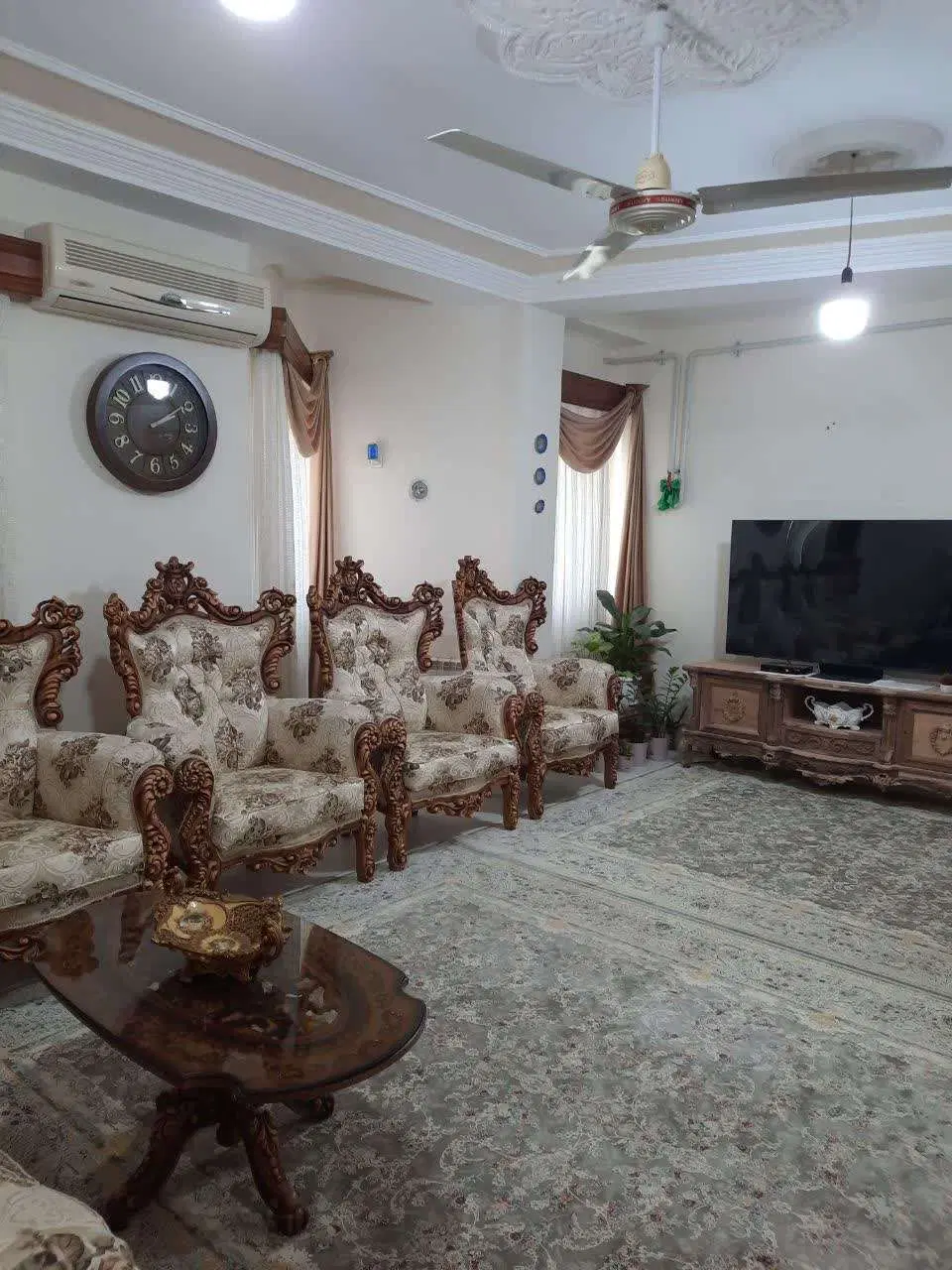 فروش یک واحد آپارتمان