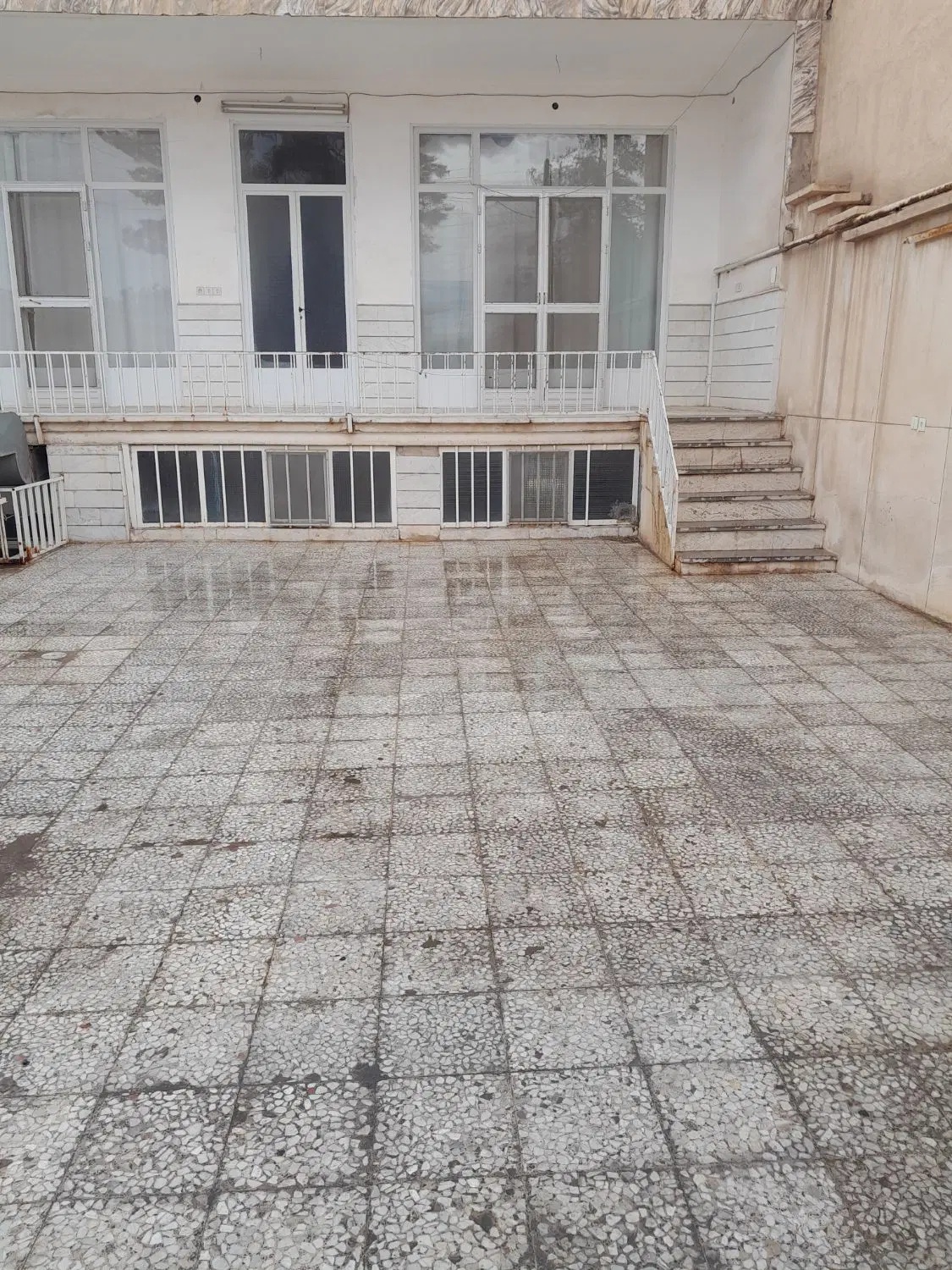 فروش منزل مسکونی قدیمی