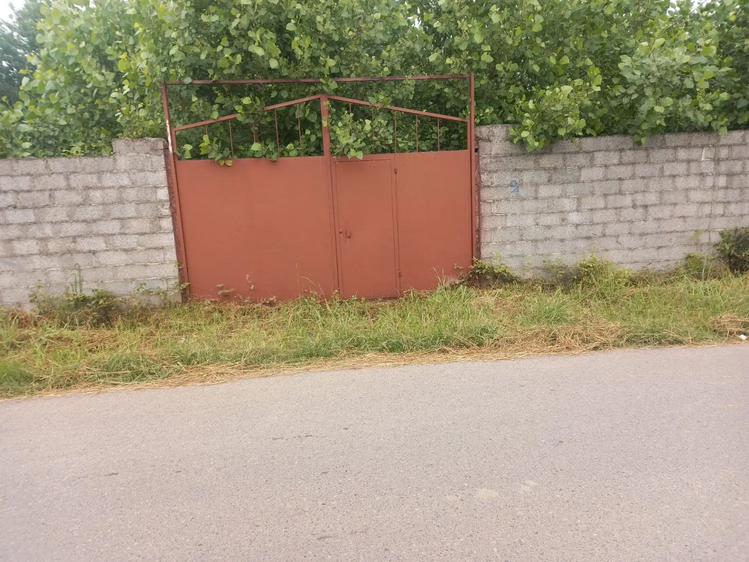 زمین هزار متری با مسکونی