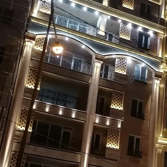 آپارتمان ۱۶۲ متری در طالقانی