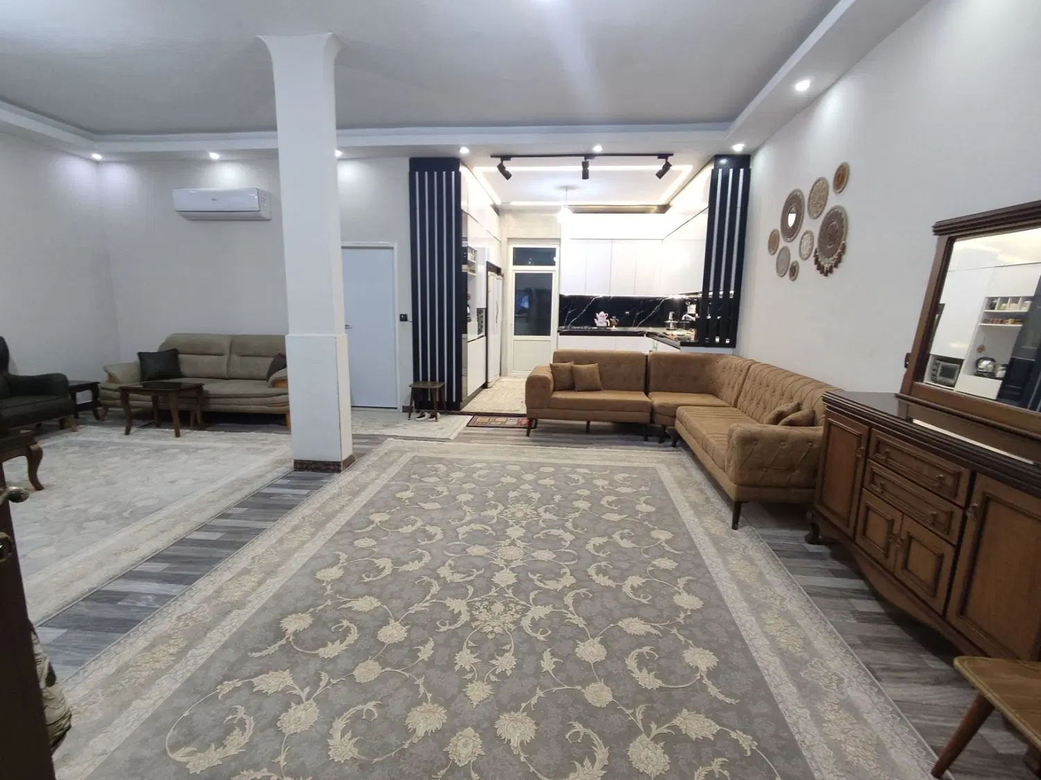 ساختمان ویلایی