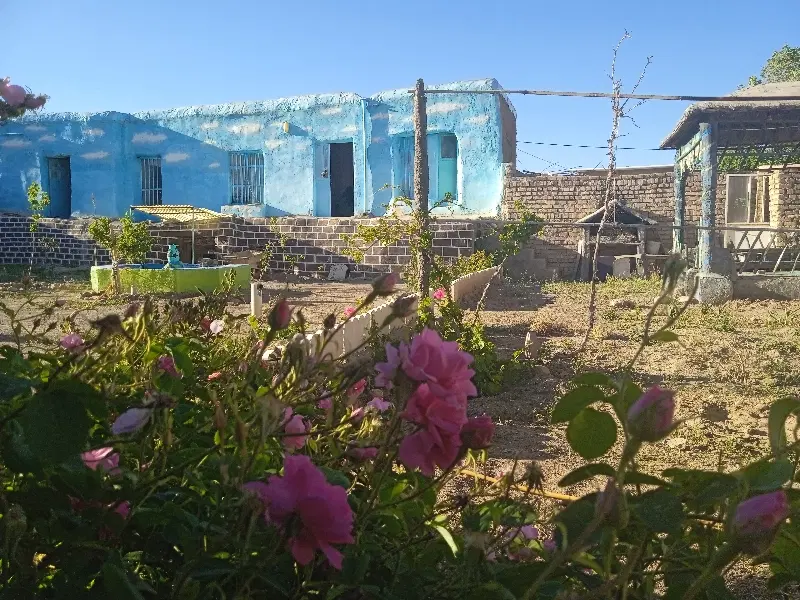خانه ویلایی روستایی -- فراهان