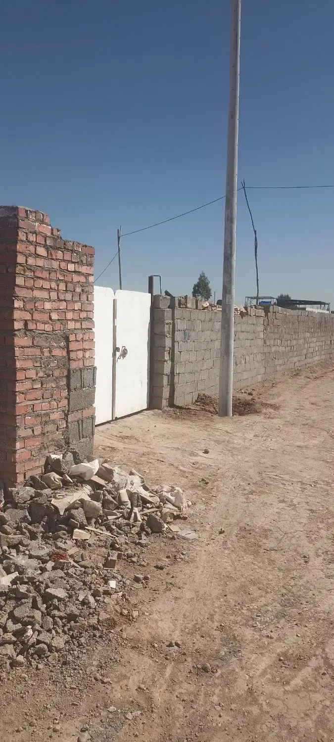 زمین بیست متری مطهری